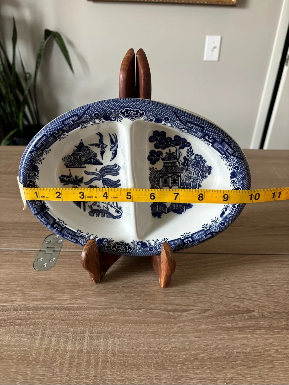 Churchill Blue Willow Divided Porcelain Serving Dish - Blue and White